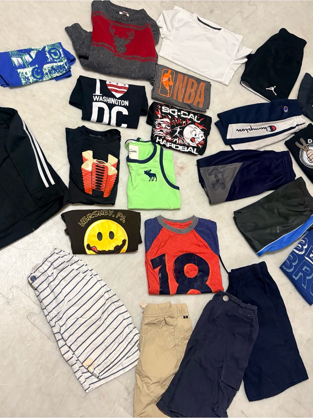 24 pieces of Assorted Kids Athletic Tops and Shorts - boys size small